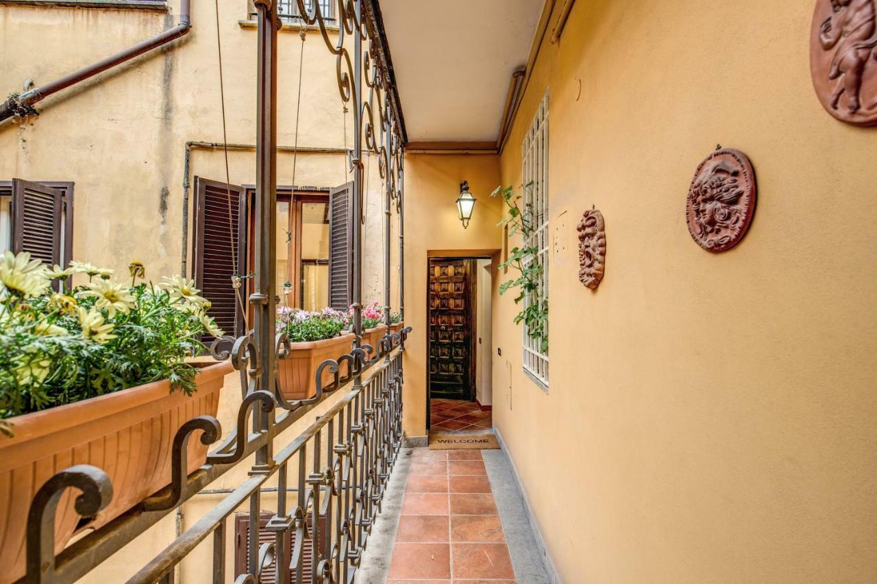 Апартаменти Fresh House Trevi 2 Рим Екстер'єр фото